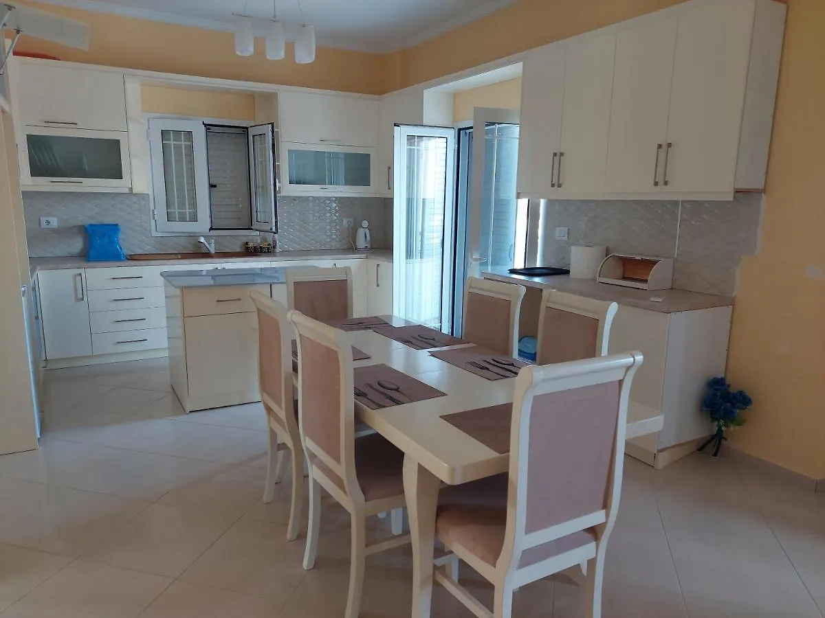 Affittacamere Emi'S Villa Ksamil