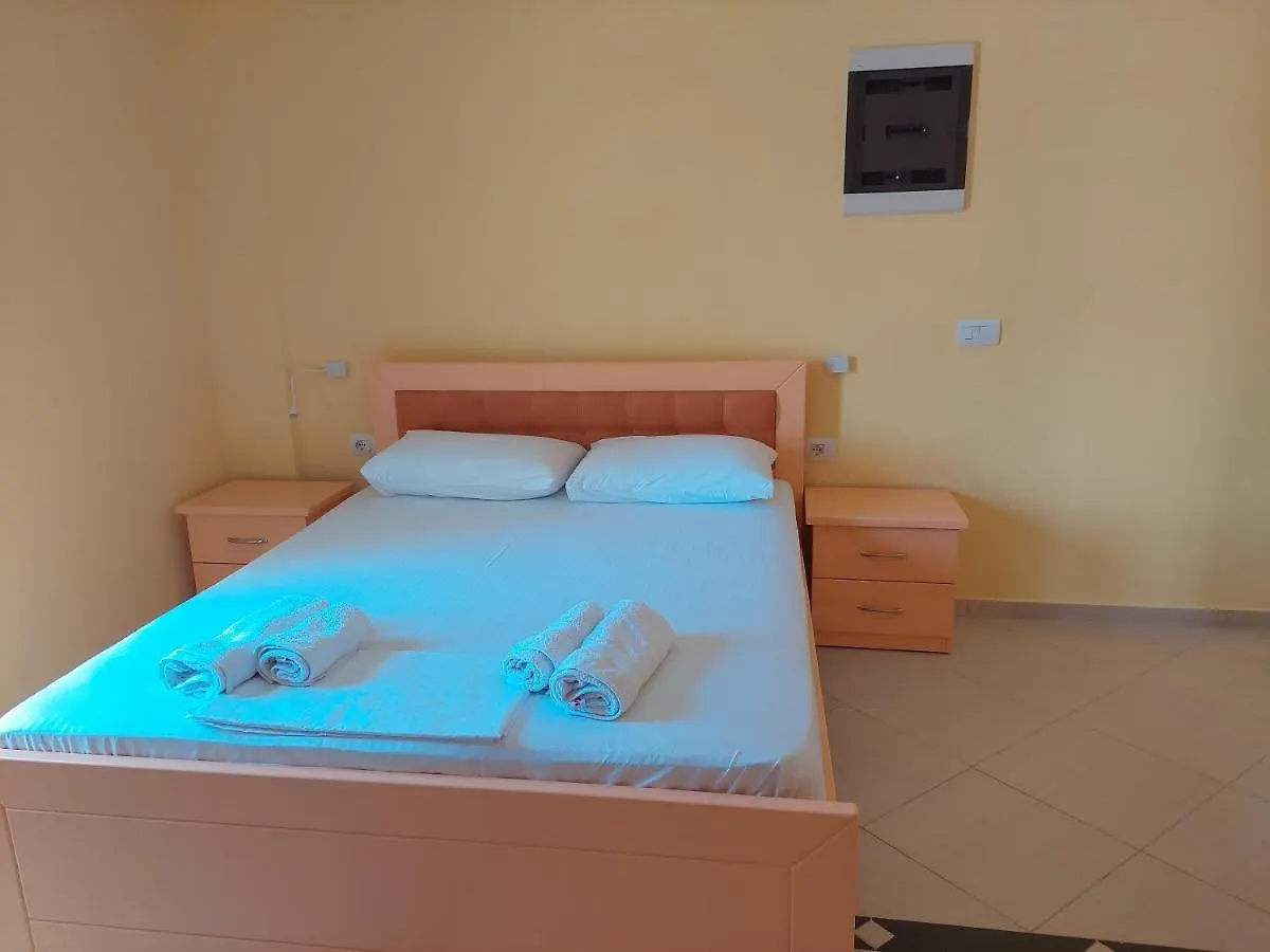 Affittacamere Emi'S Villa Ksamil Albania